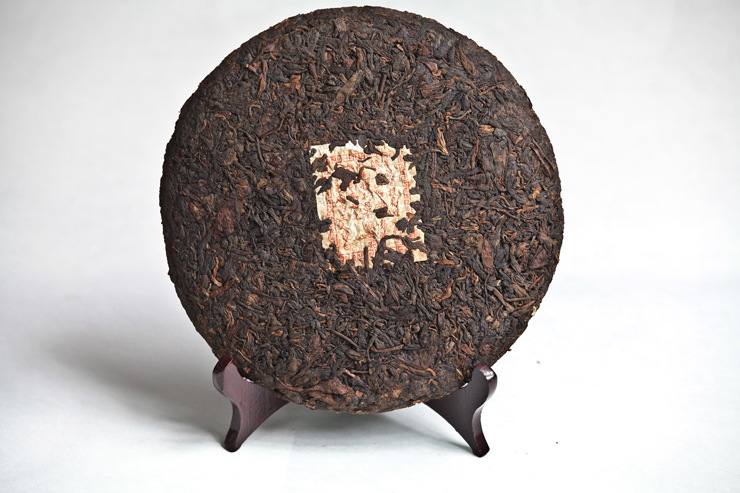 云南普洱茶 02年鸿泰昌 远年七子饼茶 精品好茶 熟饼 提供批发图片_3