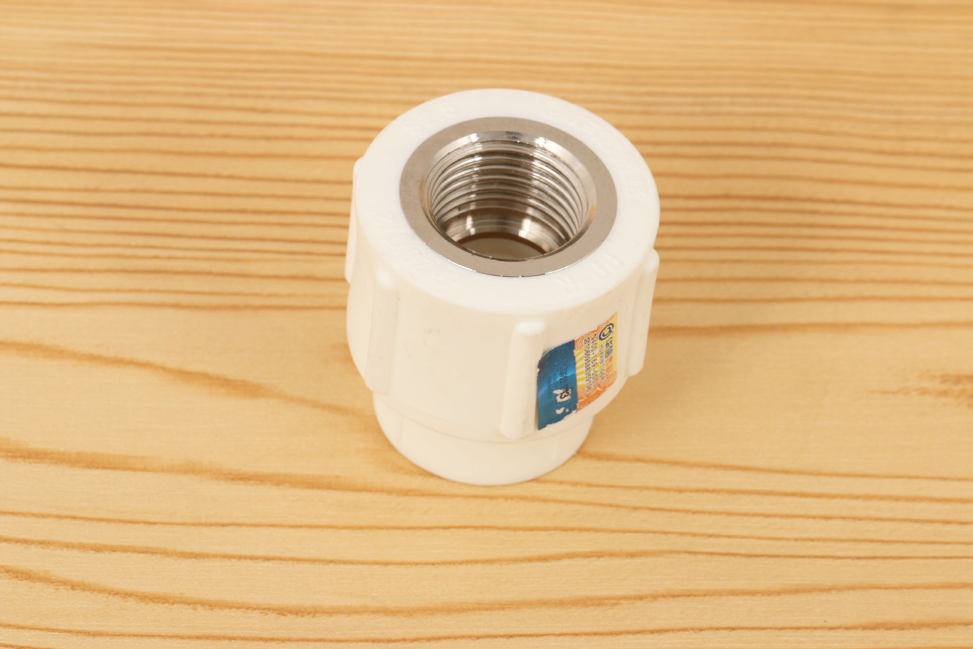 华信泰格内螺纹直接头