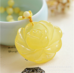 波罗的海琥珀玫瑰花项链 纯手工雕刻蜜蜡吊坠 女款