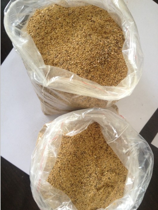在低温下一次性浸油,沥干后再经过脱除有毒物质棉酚后