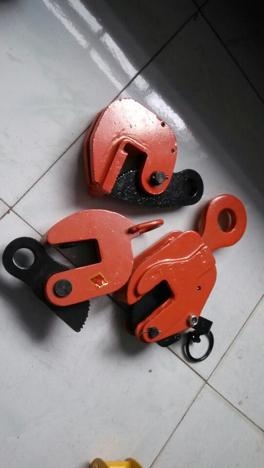 厂家直供吊钳 横吊钳 3吨 一年质保 质高价优 欢迎选购