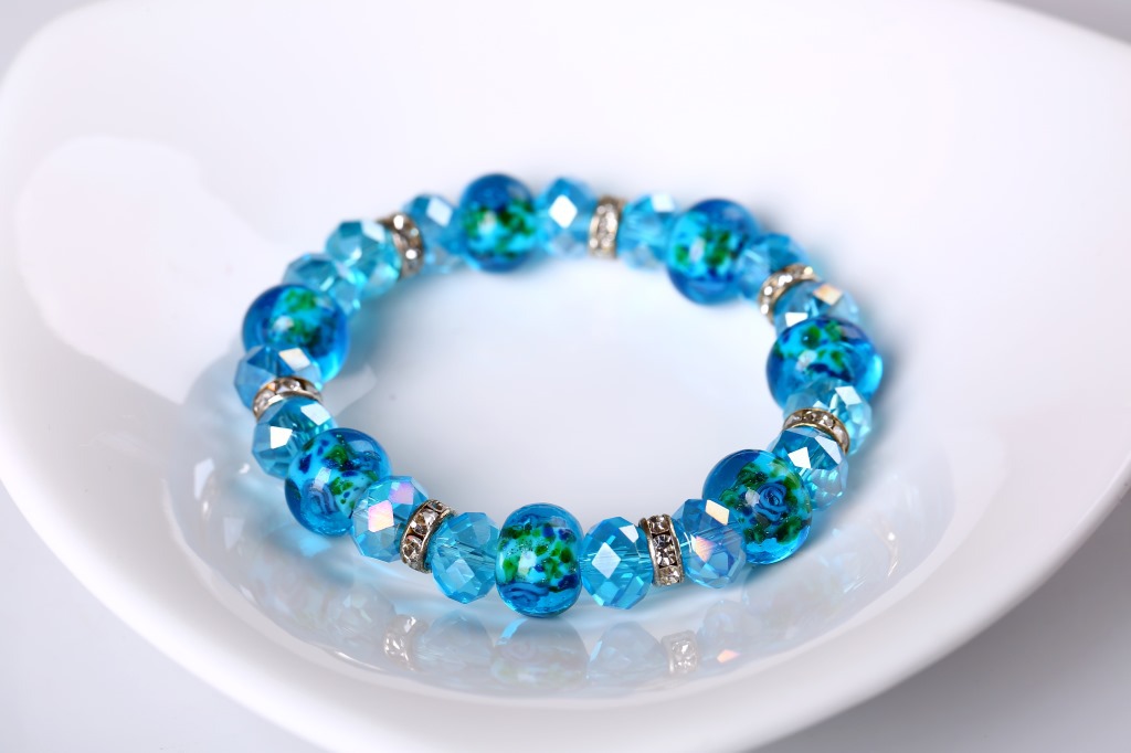 天然琉璃手链 水晶手链 义乌小饰品 流行爆款(此款需预定)