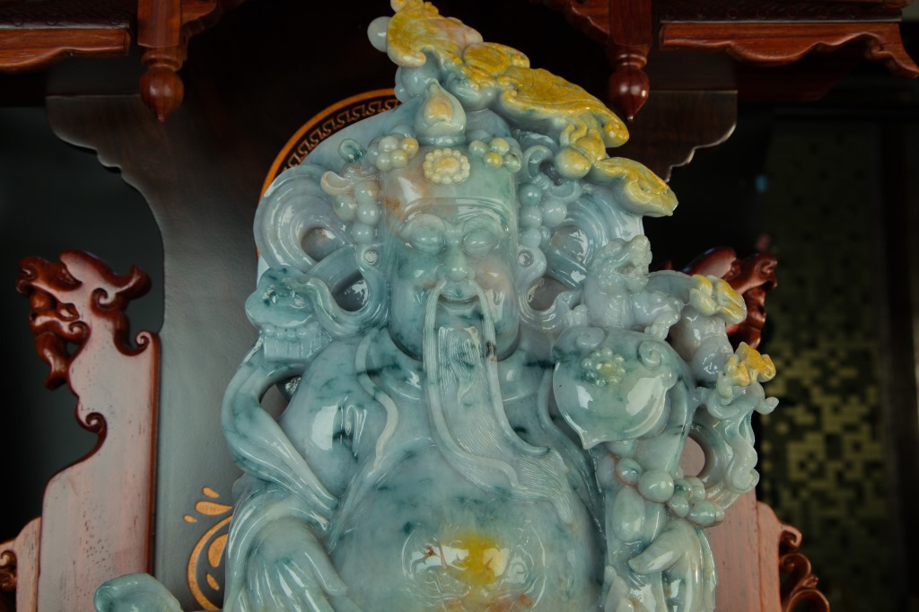 缅甸玉天然翡翠a货 豆底飘花人物翡翠摆件 财神到 可出证书