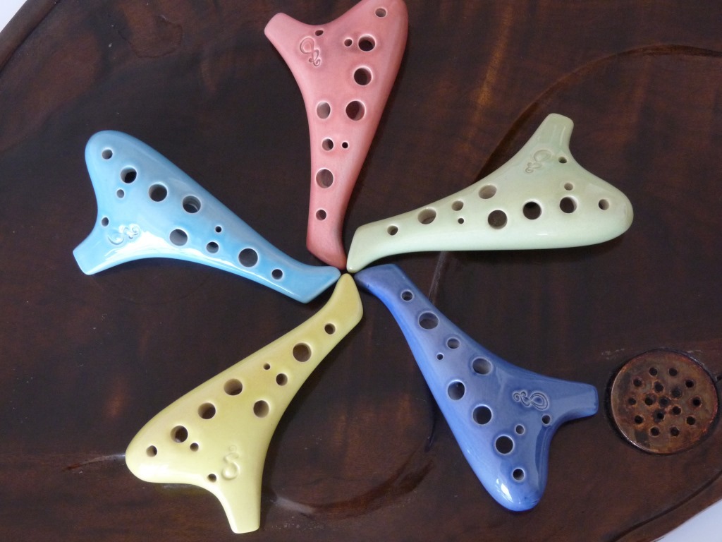 陶笛乐音,阐述了宗次郎对于自然万物与山川土地的感怀,也给喧闹的现代