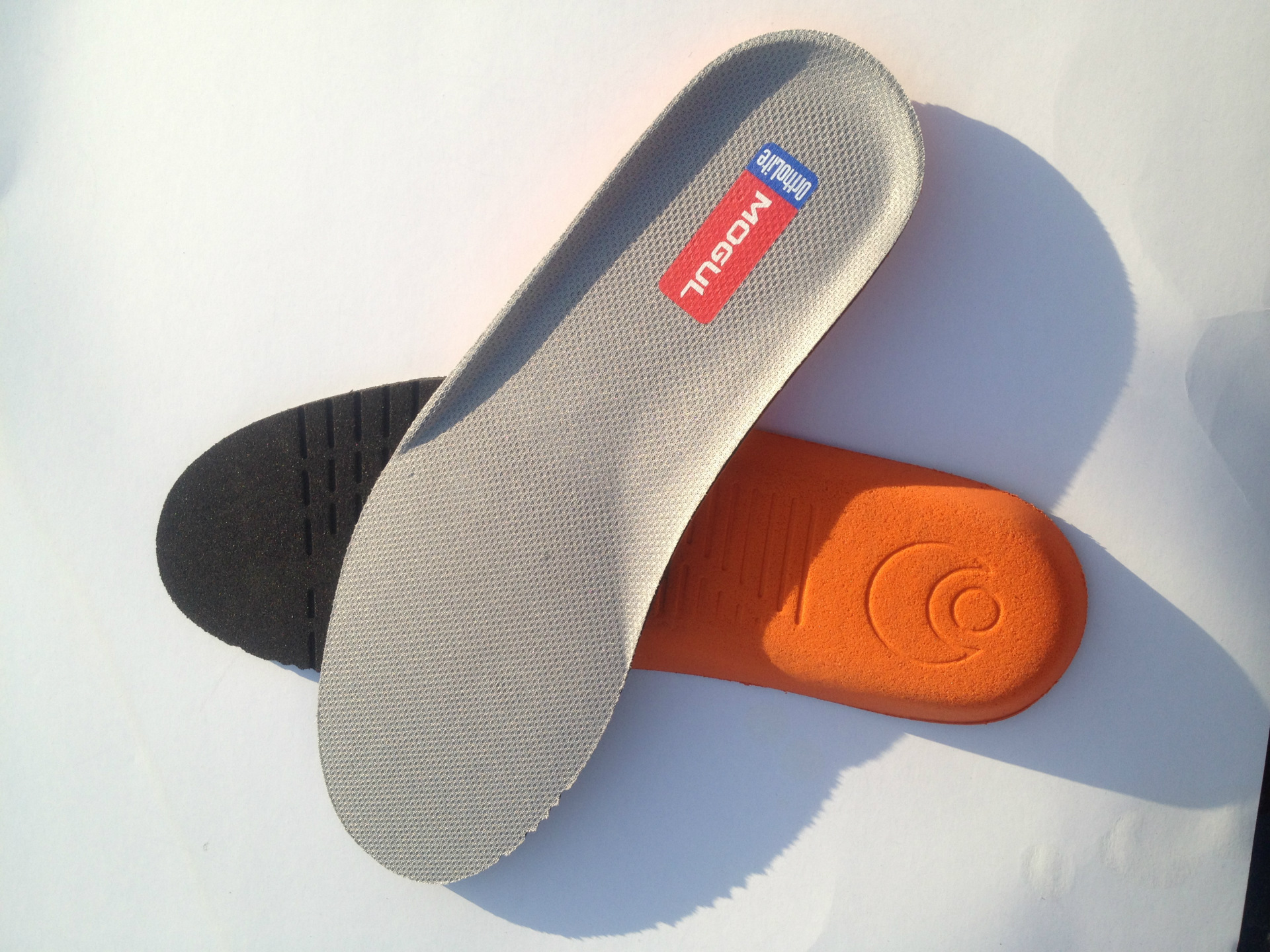 鞋垫生产工 欧斯莱 除臭透气吸汗保健 运动鞋 休闲鞋鞋垫