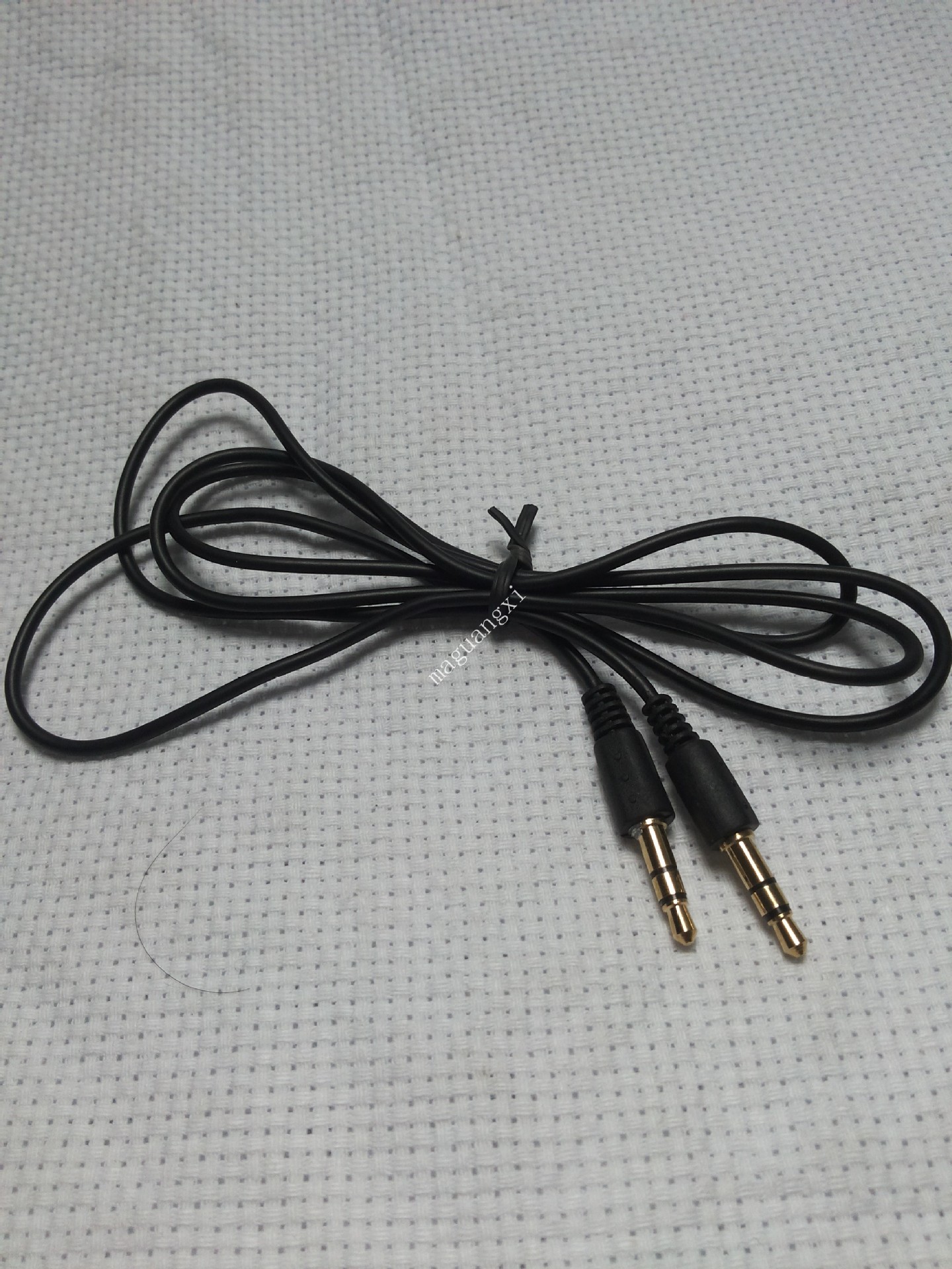 供应3.5mm音频线 公对公 电脑连电视 3.5对录线 1米