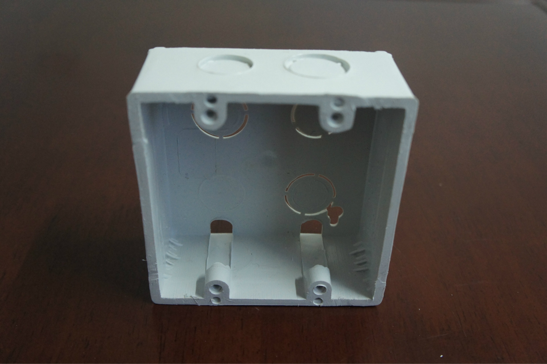 120型 暗盒 白色 中号