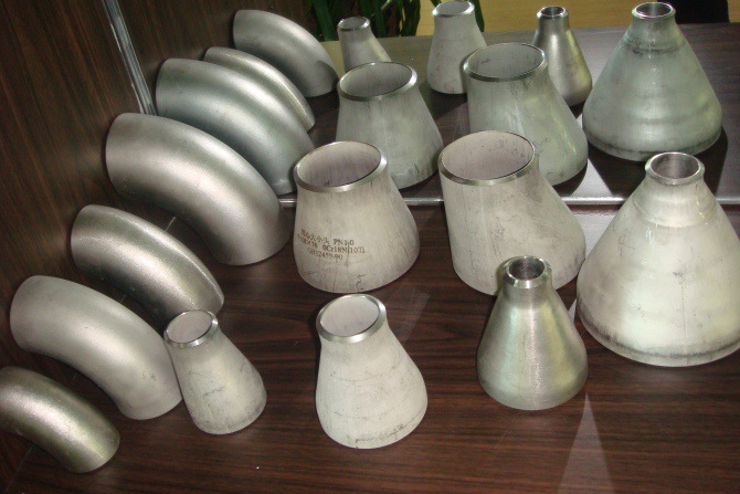 不锈钢工业酸洗管件