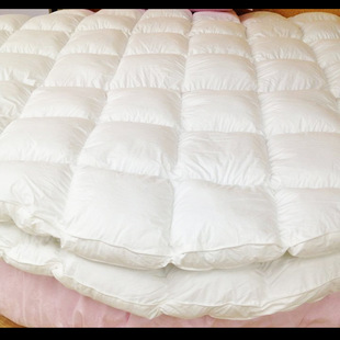 宾馆酒店床上用品批发 高端床褥床垫珍珠棉弹性好陷下去的感觉