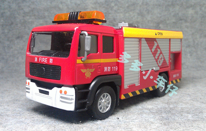 儿特爱品牌 119消防车 合金车模 玩具 声光回力车