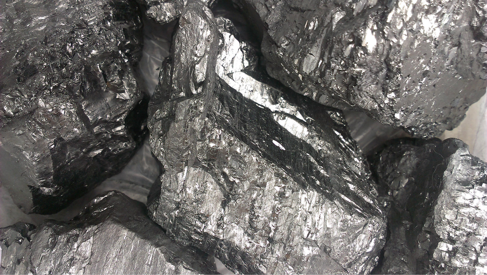 供应信息 无烟煤 直供无烟3-6块 我厂常年大量供应无烟块煤,可根据您