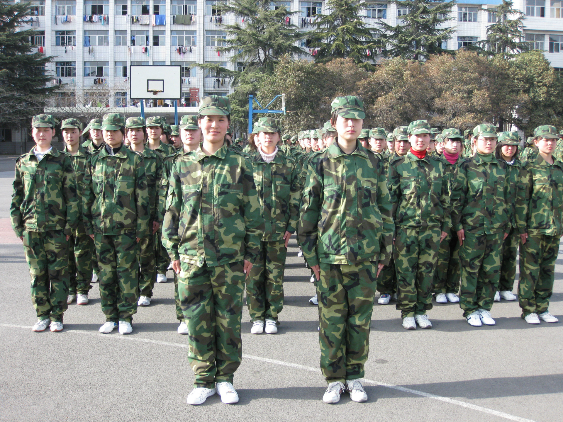 匯聚投資 學生軍訓迷彩服 林地叢林迷彩服 夏季軍訓服套裝