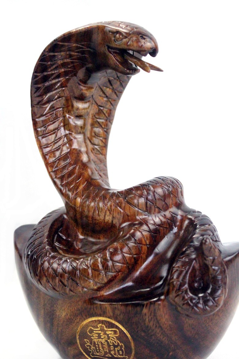 木雕蛇 红木工艺品风水摆件实木雕眼镜蛇 招财元宝蛇 家居摆设hj