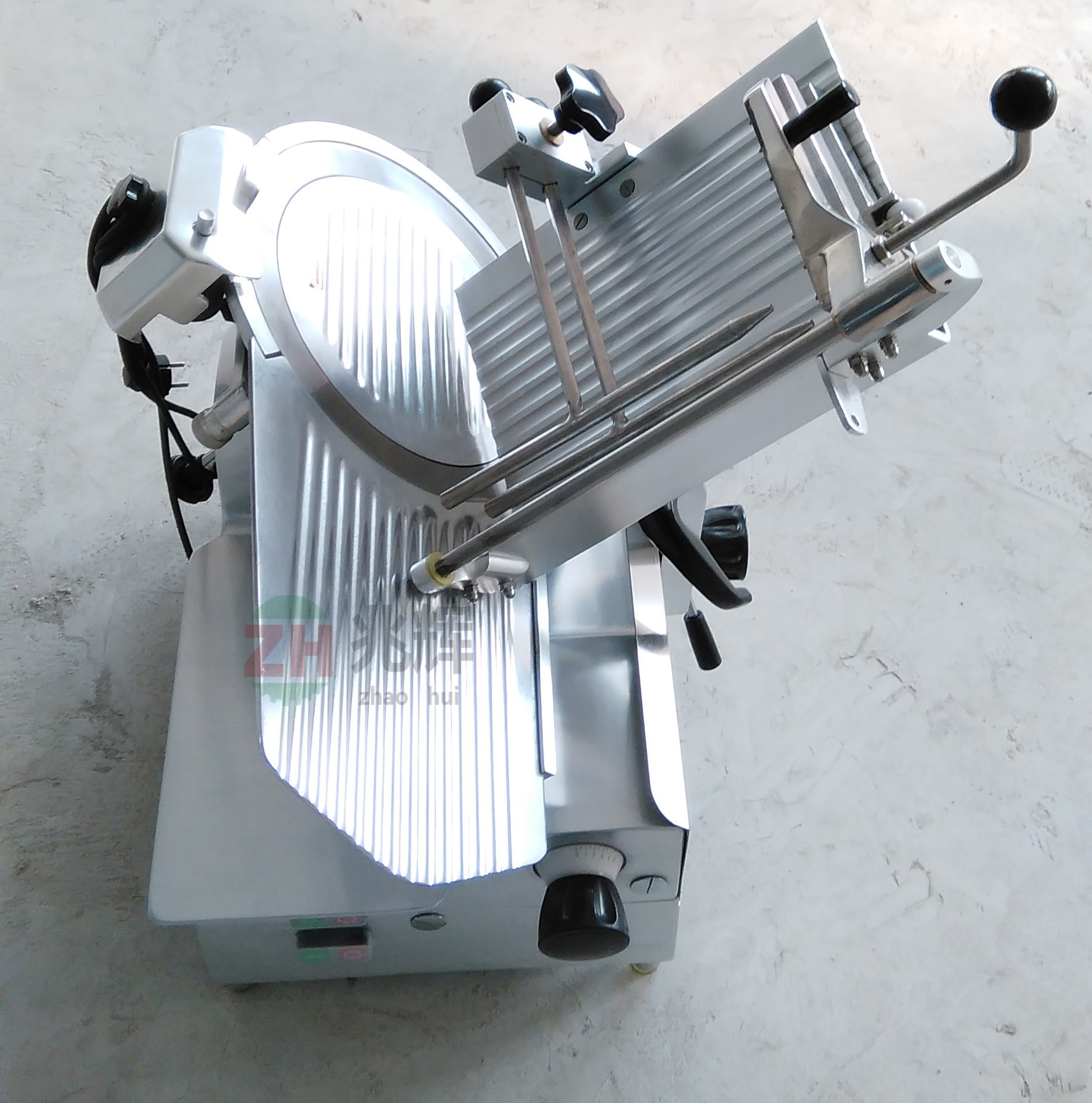 兆辉供应冻肉切肉机 切冻羊肉片 切冻牛肉卷 高效卫生 厂家直销