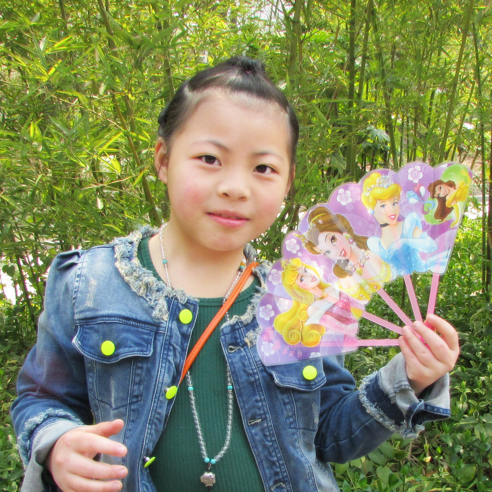 韩国卡通扇子 可爱五折扇 塑料扇 儿童学生扇 扇子批发 印花扇