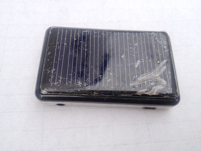 库存太阳能充电器 万能充 手机充电器 1200毫安