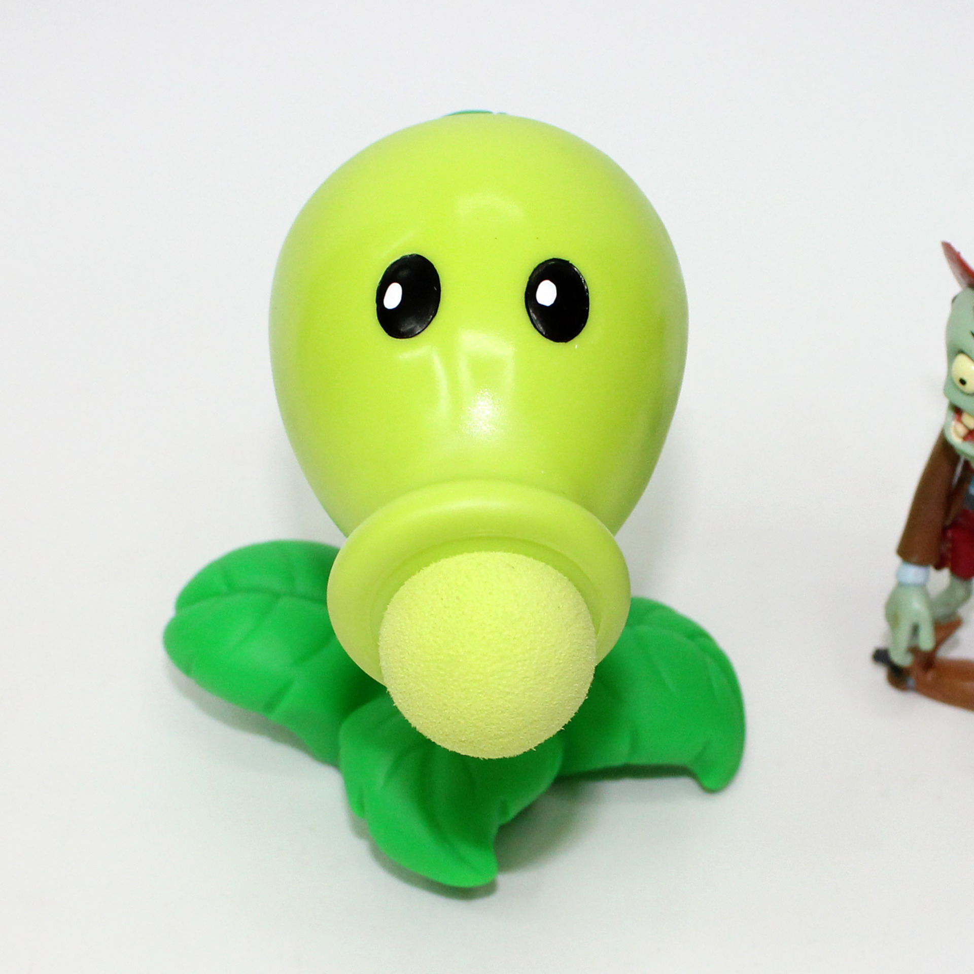 大玩家动漫手办批发 植物大战僵尸 玩偶可发射子弹 豌豆射手 玩具