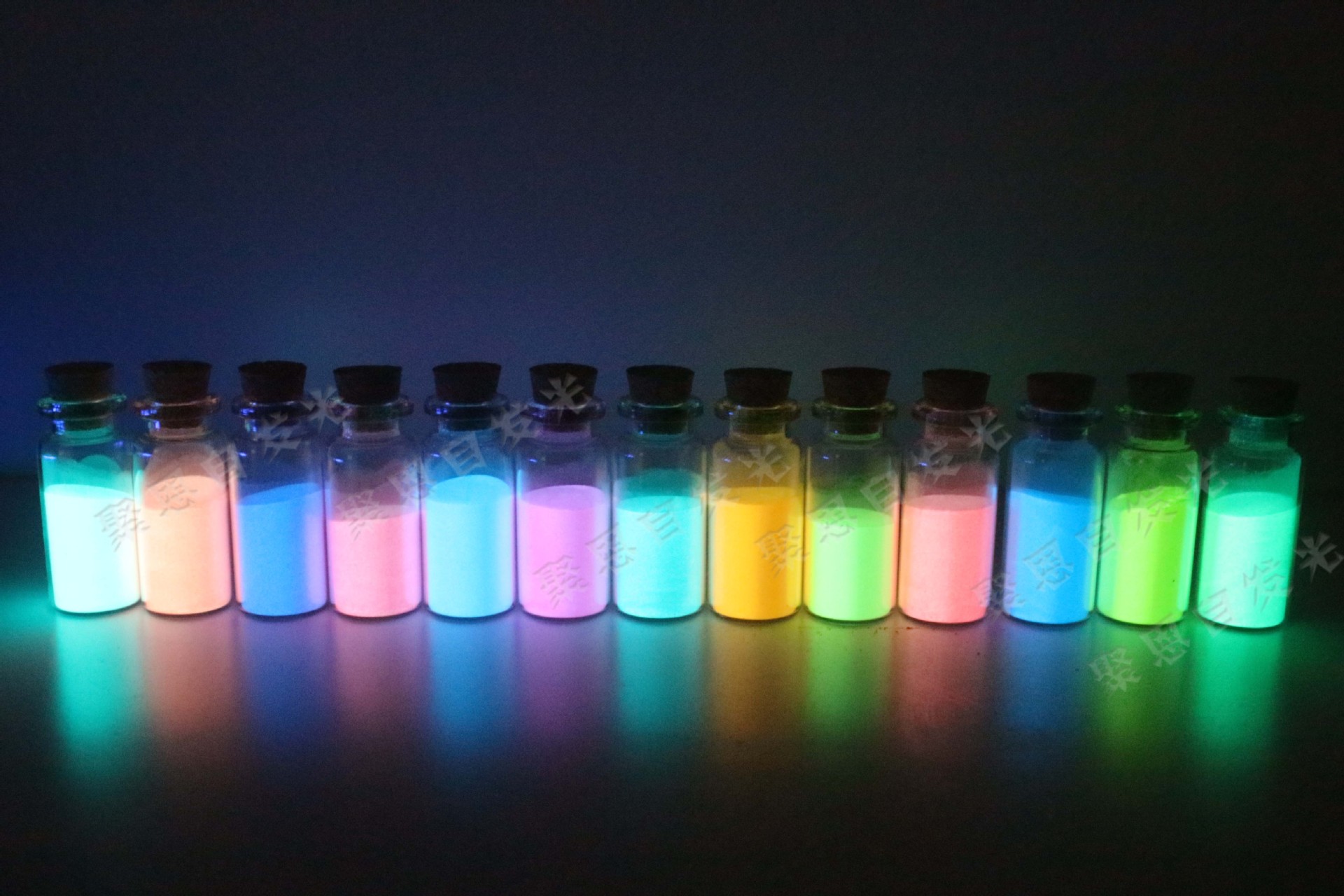 南京 厂家直销 高亮 环保 夜光粉 长效夜光粉 荧光粉批发