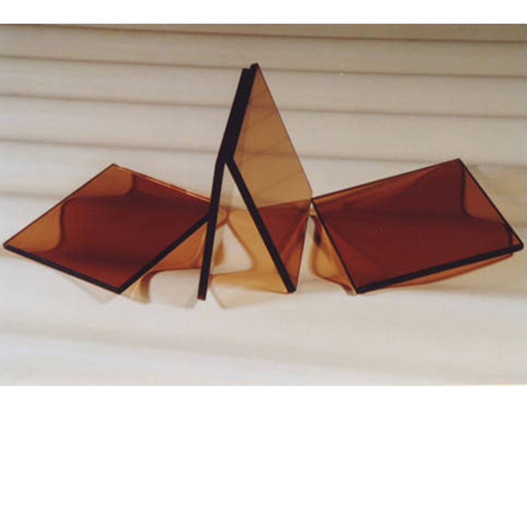 坤豪镀膜玻璃生产厂家专业加工10mm金色镀膜玻璃专业玻璃深加工