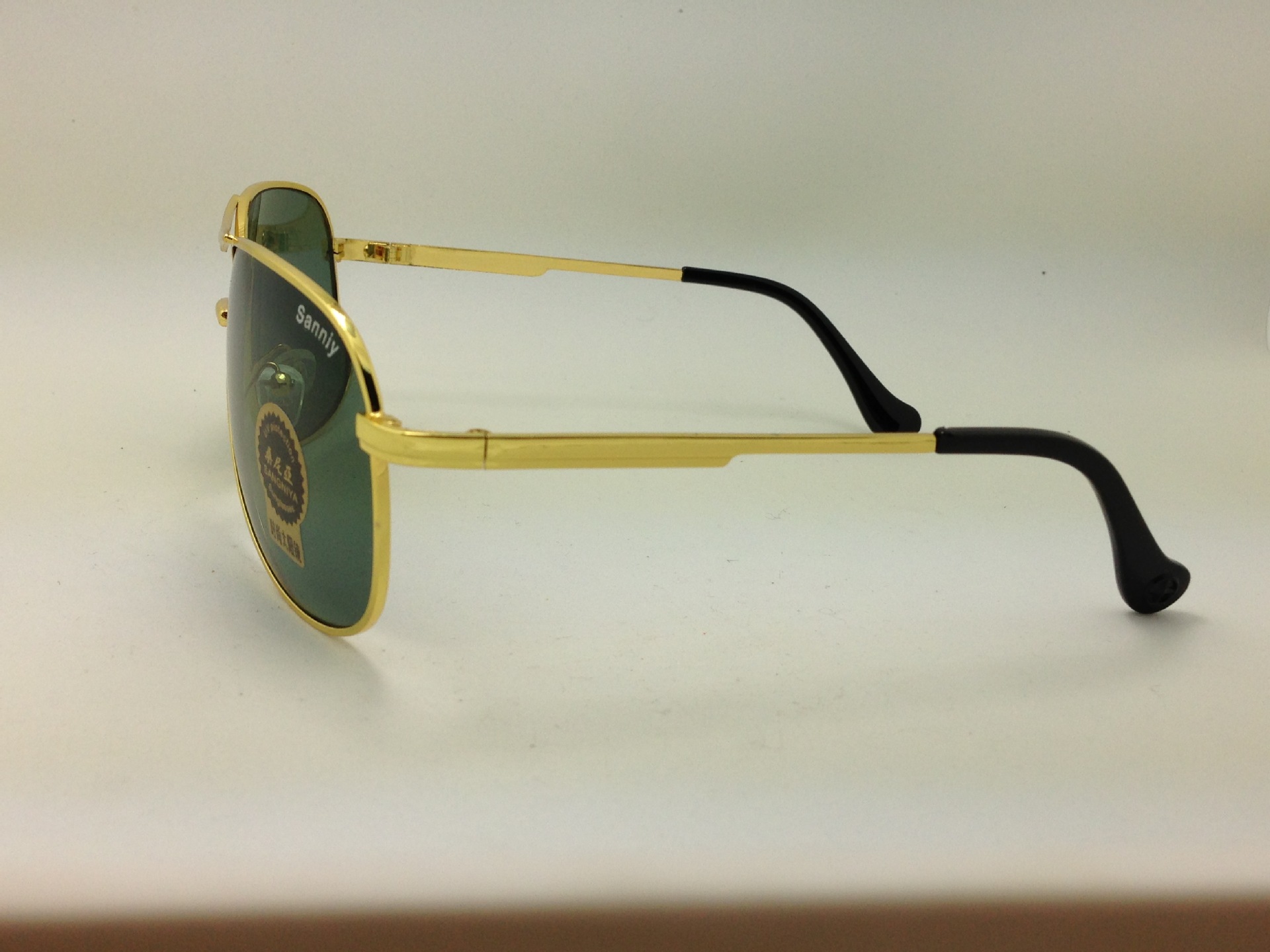 批发2014年最新款热卖时尚款钢化玻璃片桑尼亚