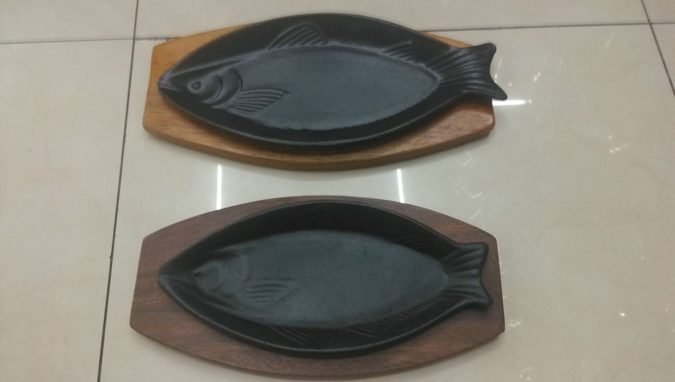 厂家直供 家用铁板铁板烧 鱼形铁板烧 烧烤盘批发