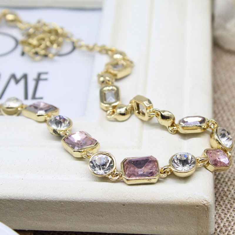 青岛大牌原单饰品批发市场地址(青岛大牌原单饰品批发市场)-第2张图片-潮百科 青岛大牌原单饰品批发市场地址(青岛大牌原单饰品批发市场)-第2张图片-潮百科