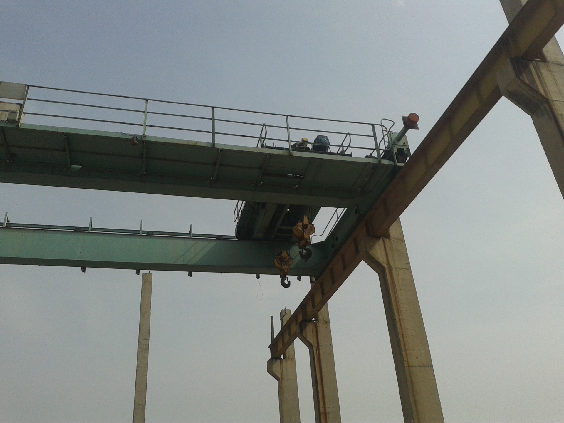二手10t吨行车18米跨度双桥