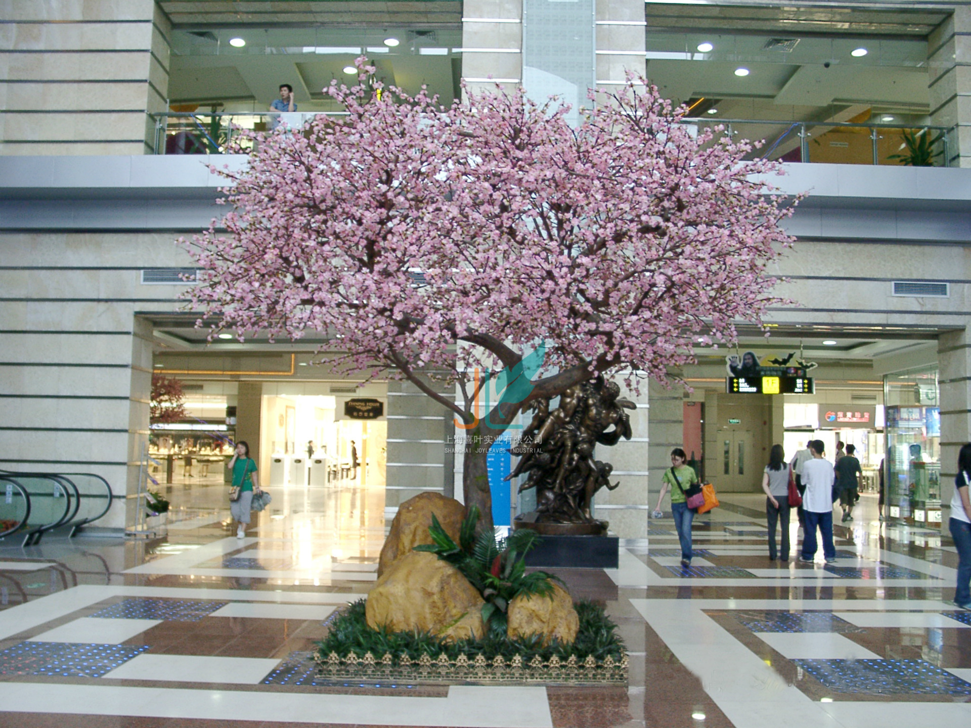 仿真樱花树,商场grc水泥雕刻仿真樱花树,商场景观设计施工