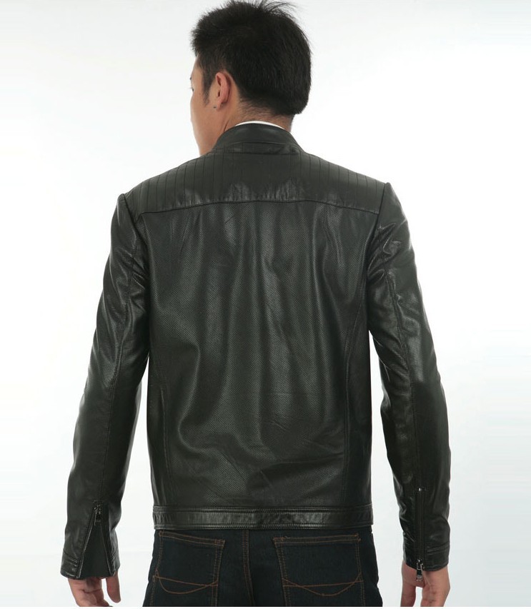 真皮皮衣男式短款修身绵羊皮夹克 立领背面