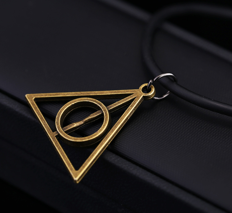 欧美影视 哈利波特 卢娜.洛夫古德中间复活石 死亡圣器吊坠项链