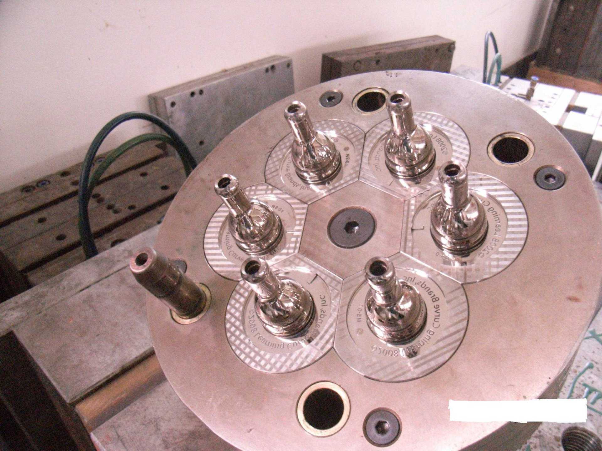 【大量供应】多用途塑胶模具 多行业塑胶模具 专业塑胶模具