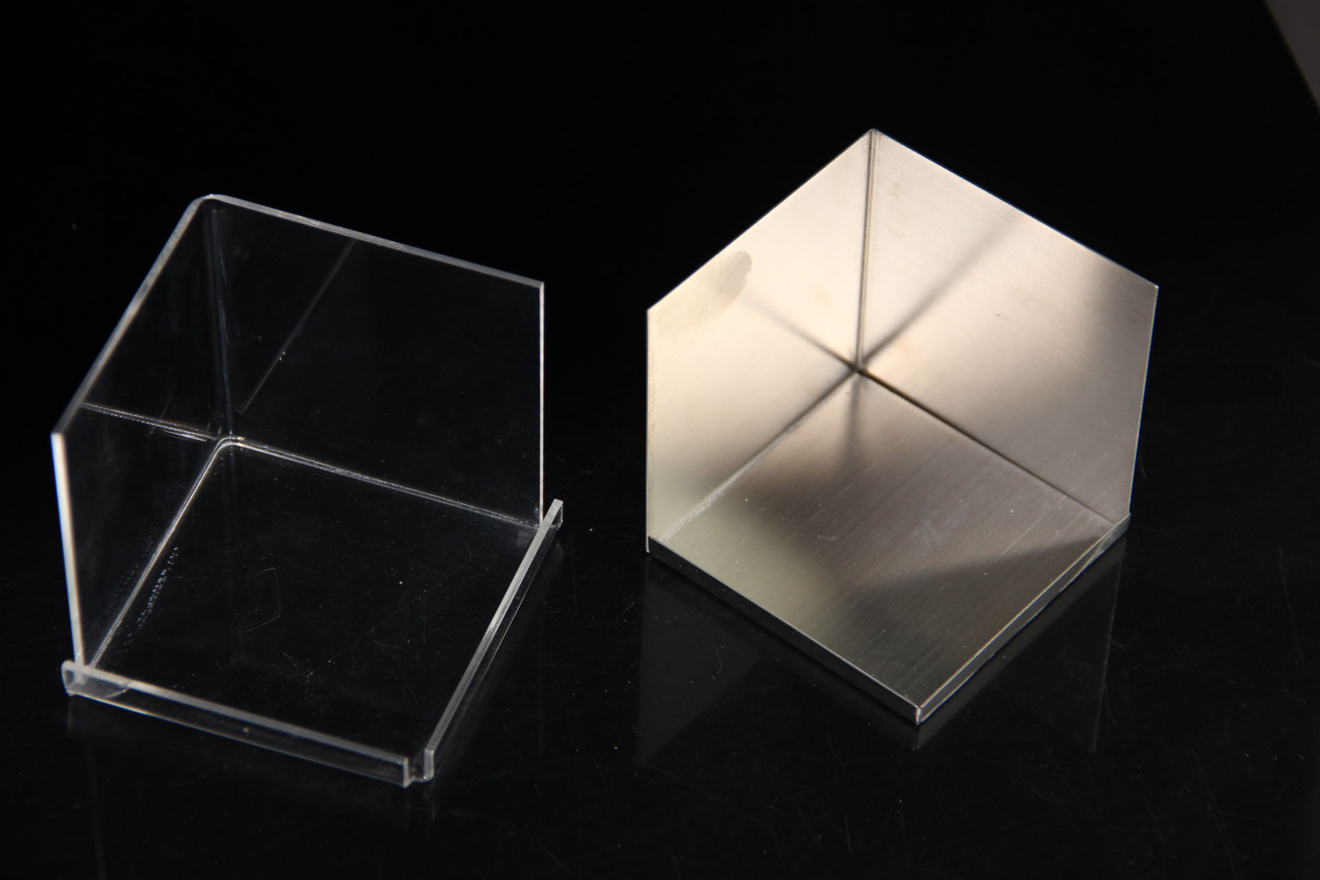 浙江金华水晶礼品摆件 塑料立体相框架 个性创意三面水晶方体相框架