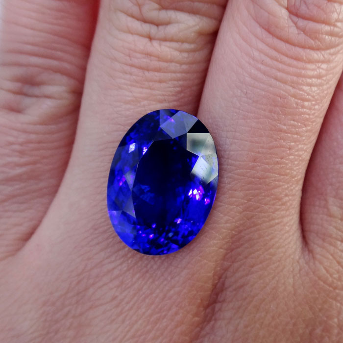 天然椭圆形坦桑石批发 坦桑石硬度 坦桑石与蓝宝石的区别坦桑石