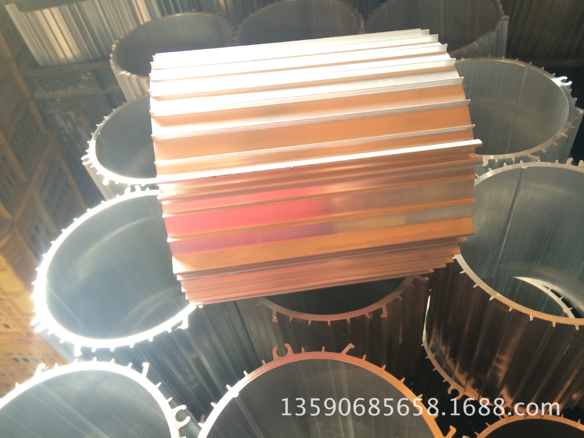 5000吨挤压机生产工业挤压铝型材   超大电机铝外壳加
