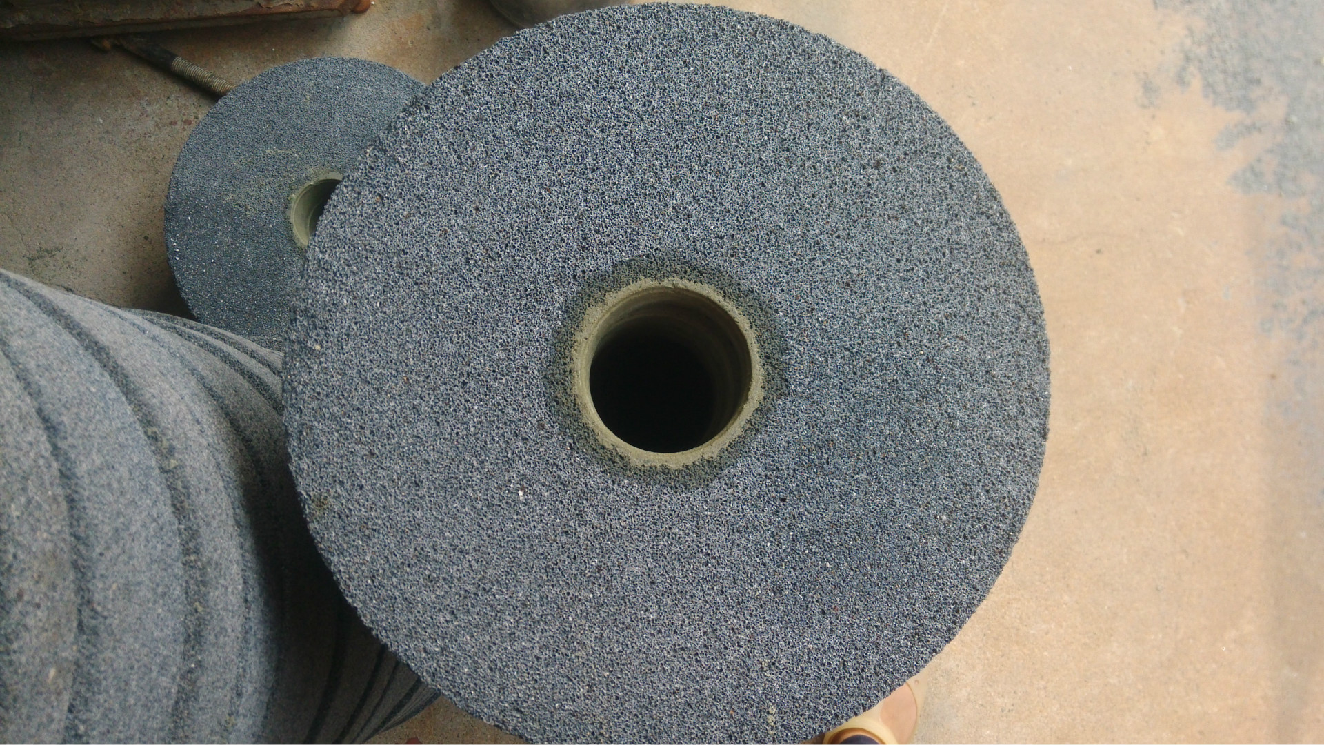 棕刚玉 氧化铝 a 砂轮 一级砂 陶瓷 平行 砂轮300*40*75 厂家