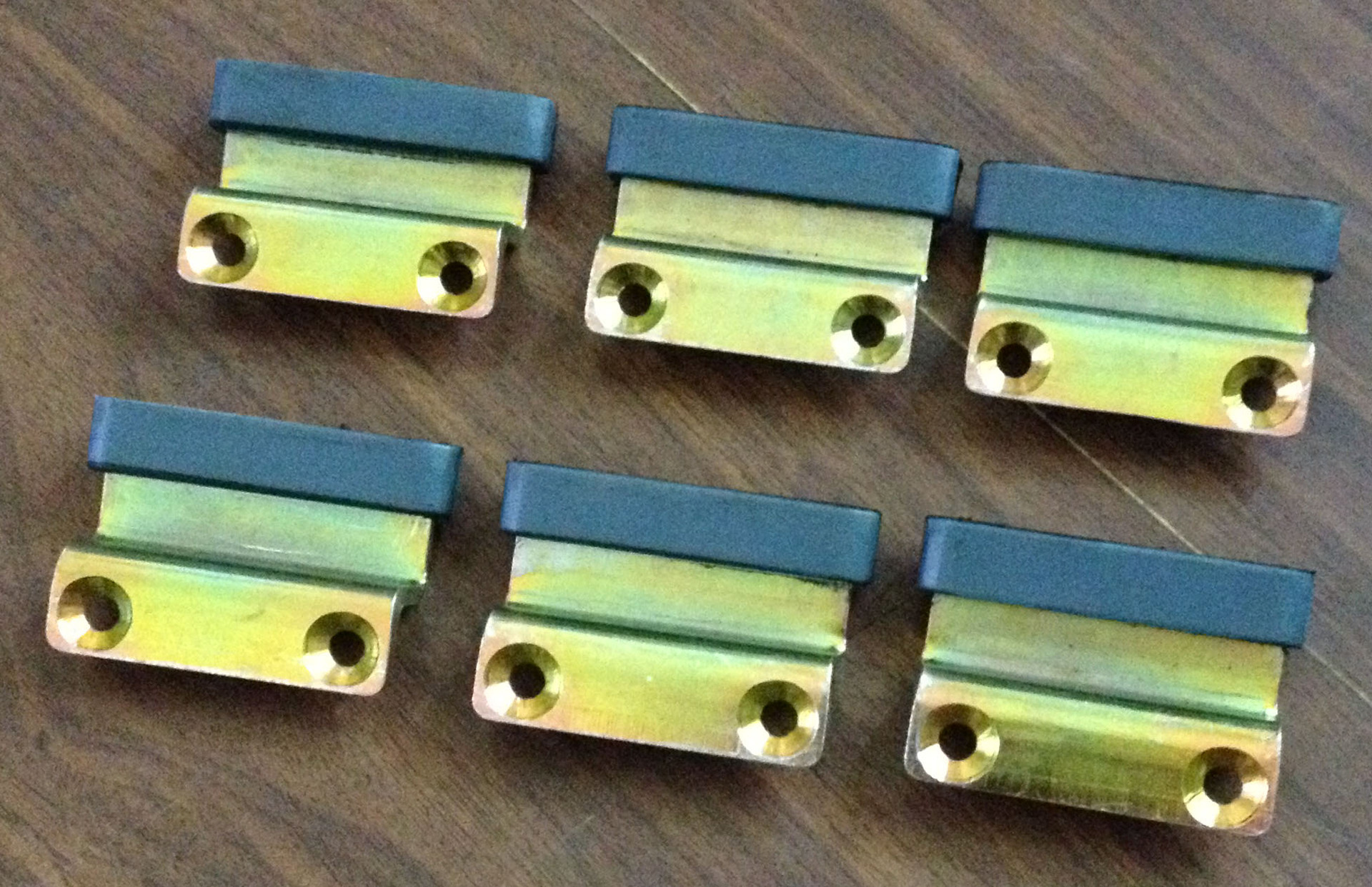 超高分子聚乙烯层门导靴