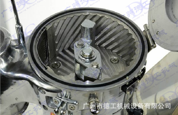 中藥粉碎機小型流水式粉碎機樹根莖葉打粉機田七三七打粉機