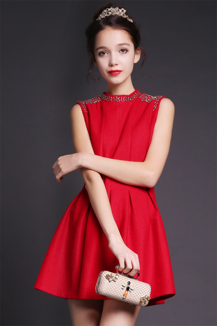 品牌女式连衣裙 时尚欧美大牌钉珠圆领无袖修身连衣裙女裙子批发