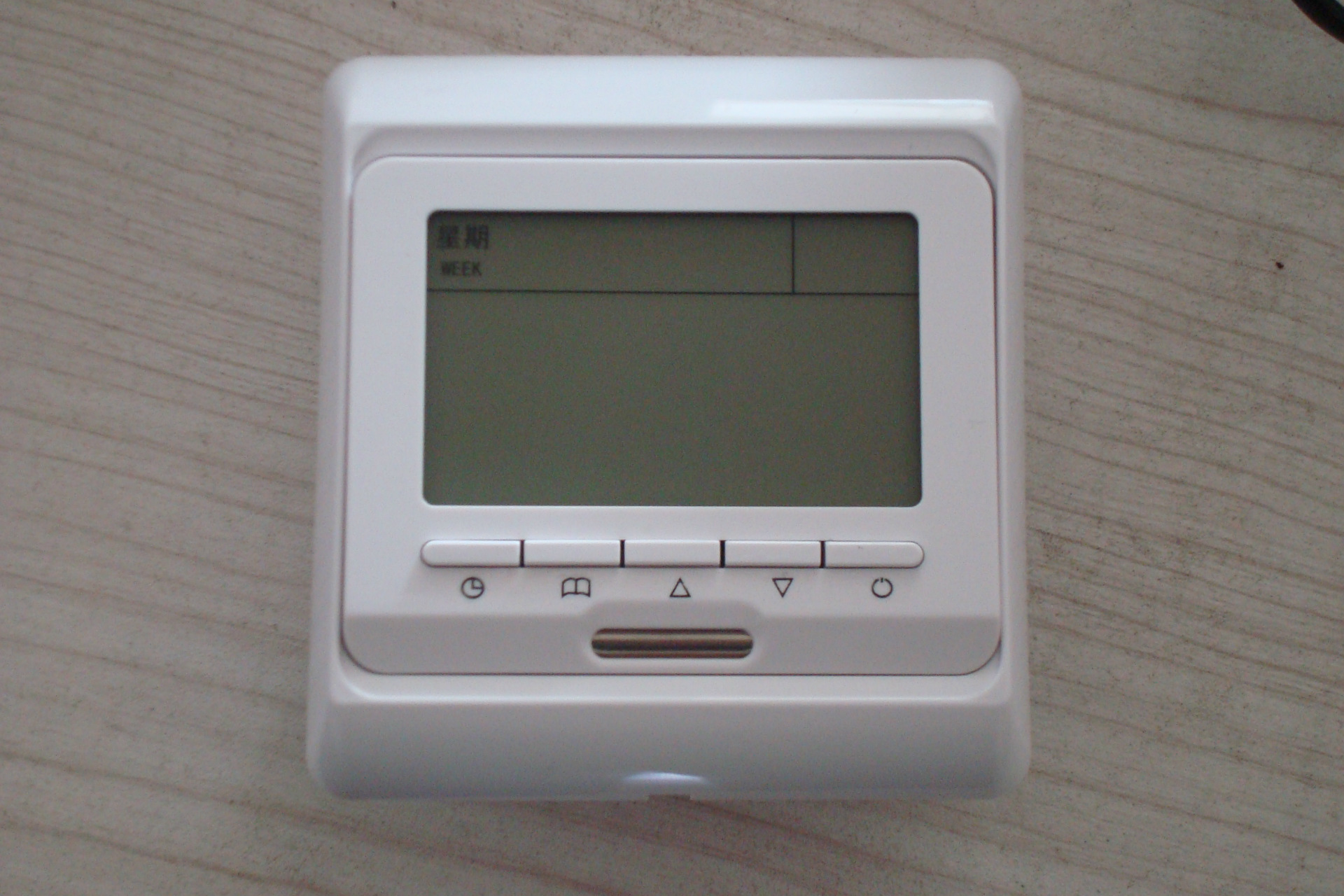 ac01电地暖液晶温控器