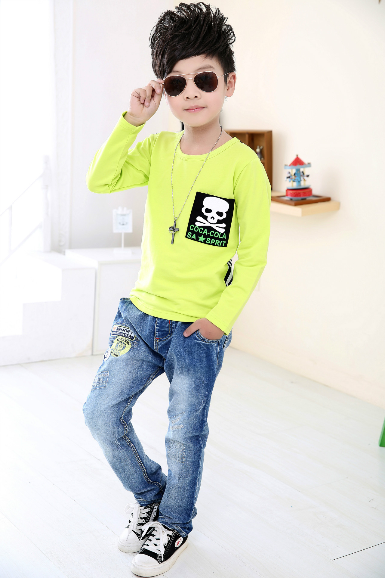 2015新款童装春款 男童纯棉韩版t恤儿童卡通长袖t恤中大童打底衫