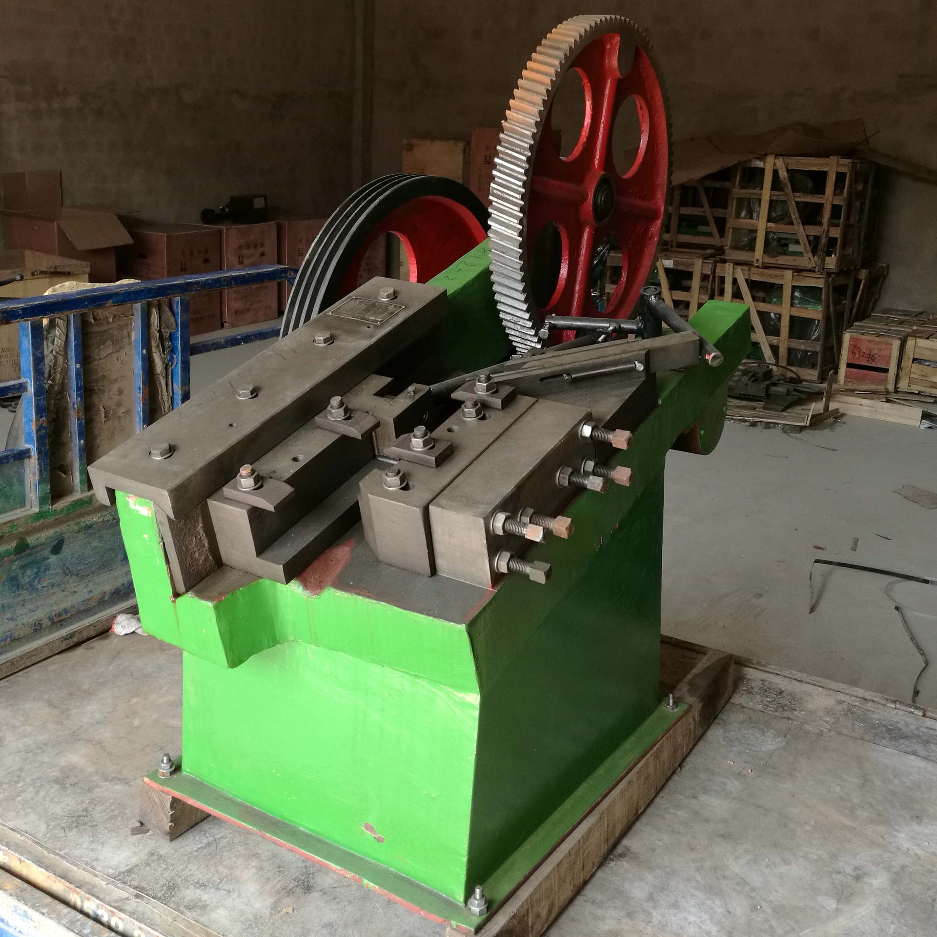 批发供应1-16mm半自动铸钢齿轮搓丝机