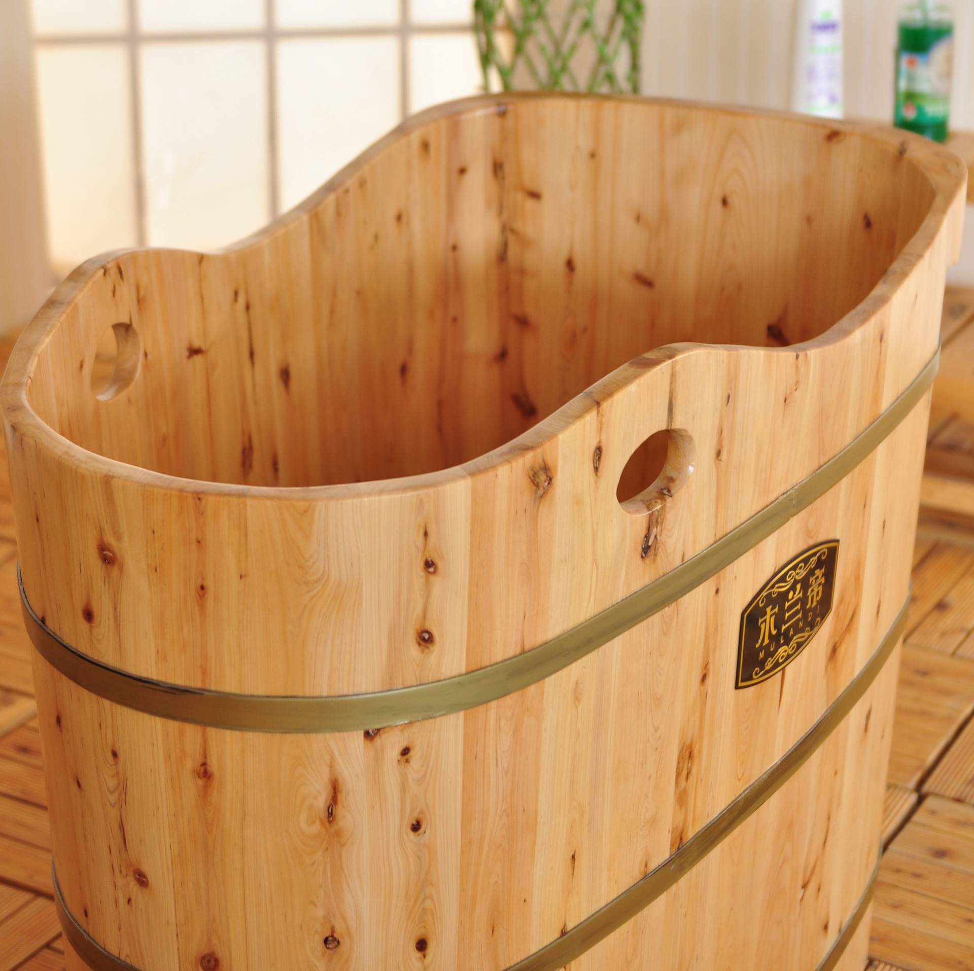 厂家直销单人浴缸沐浴桶泡澡洗澡洗浴木桶成人普通木质浴盆特价