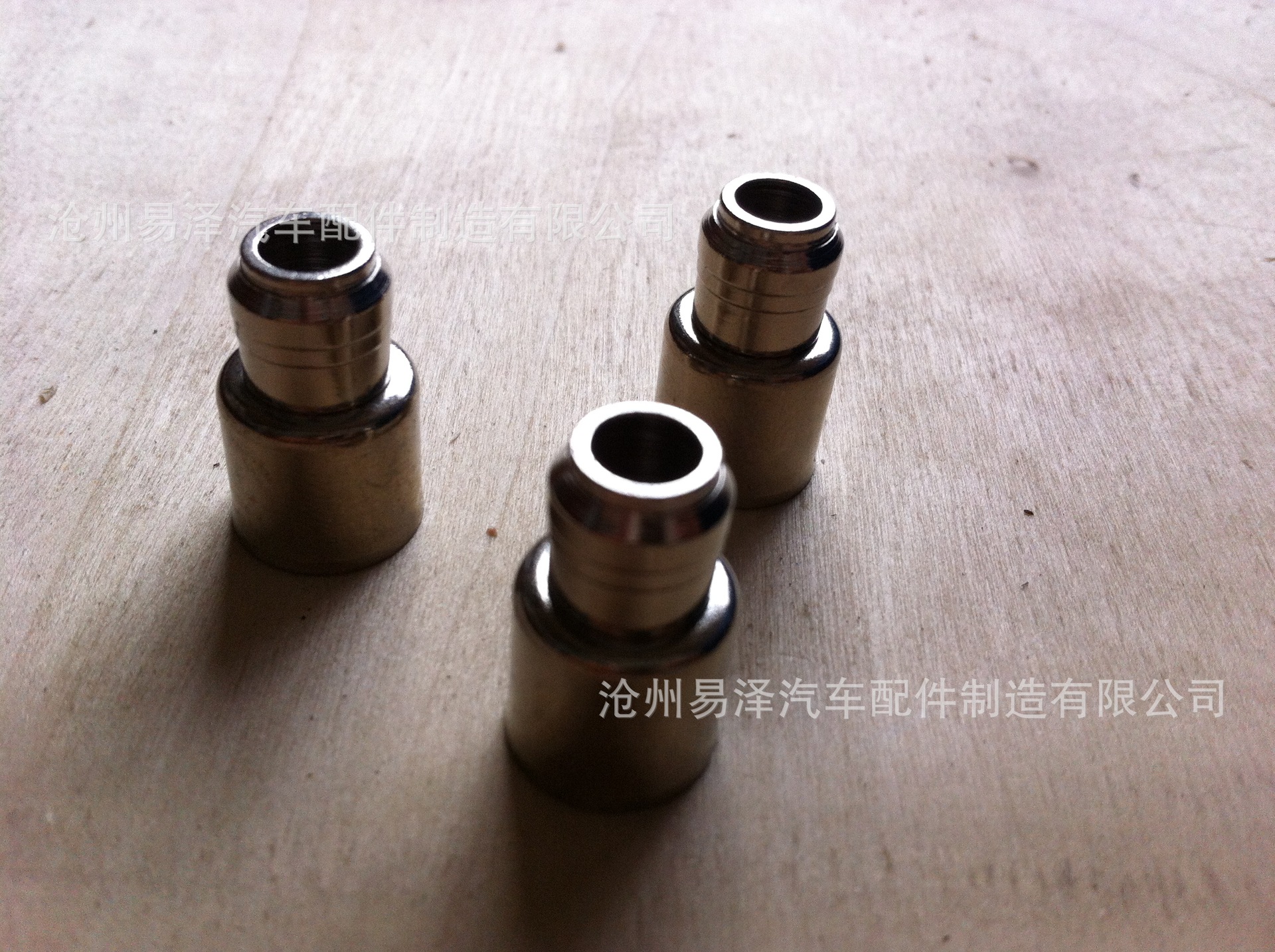 大量销售德尔福25342385汽车加油嘴,油嘴子