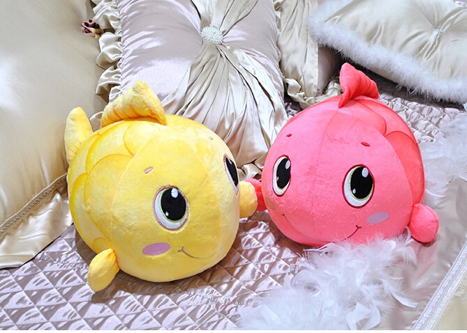 可爱金鱼公仔创意小鱼玩偶情侣布娃娃毛绒玩具 儿童节礼物 批发