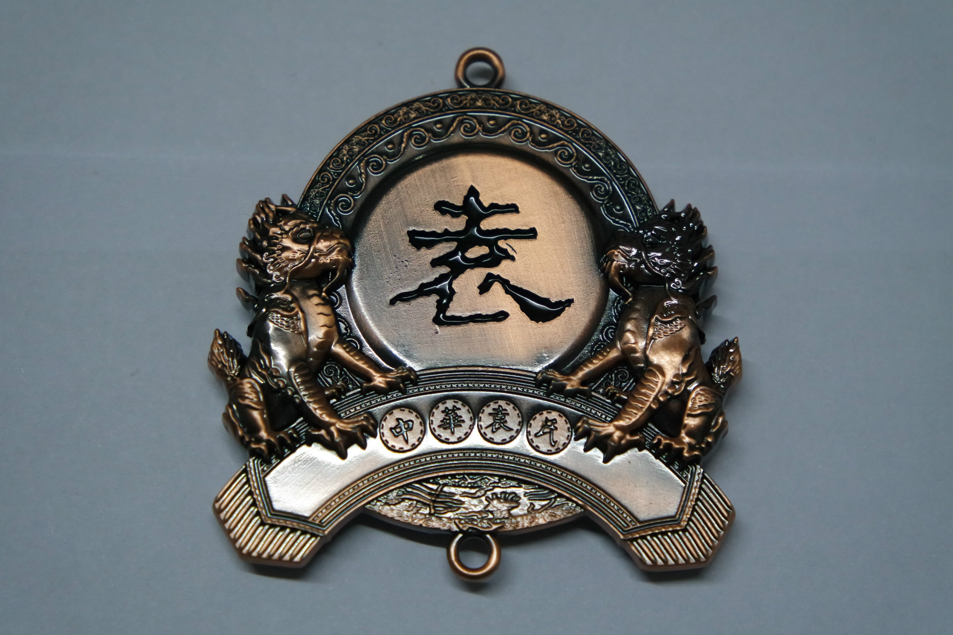 厂家定做生产合金烤漆异形徽章 胸牌 中式纪念徽章