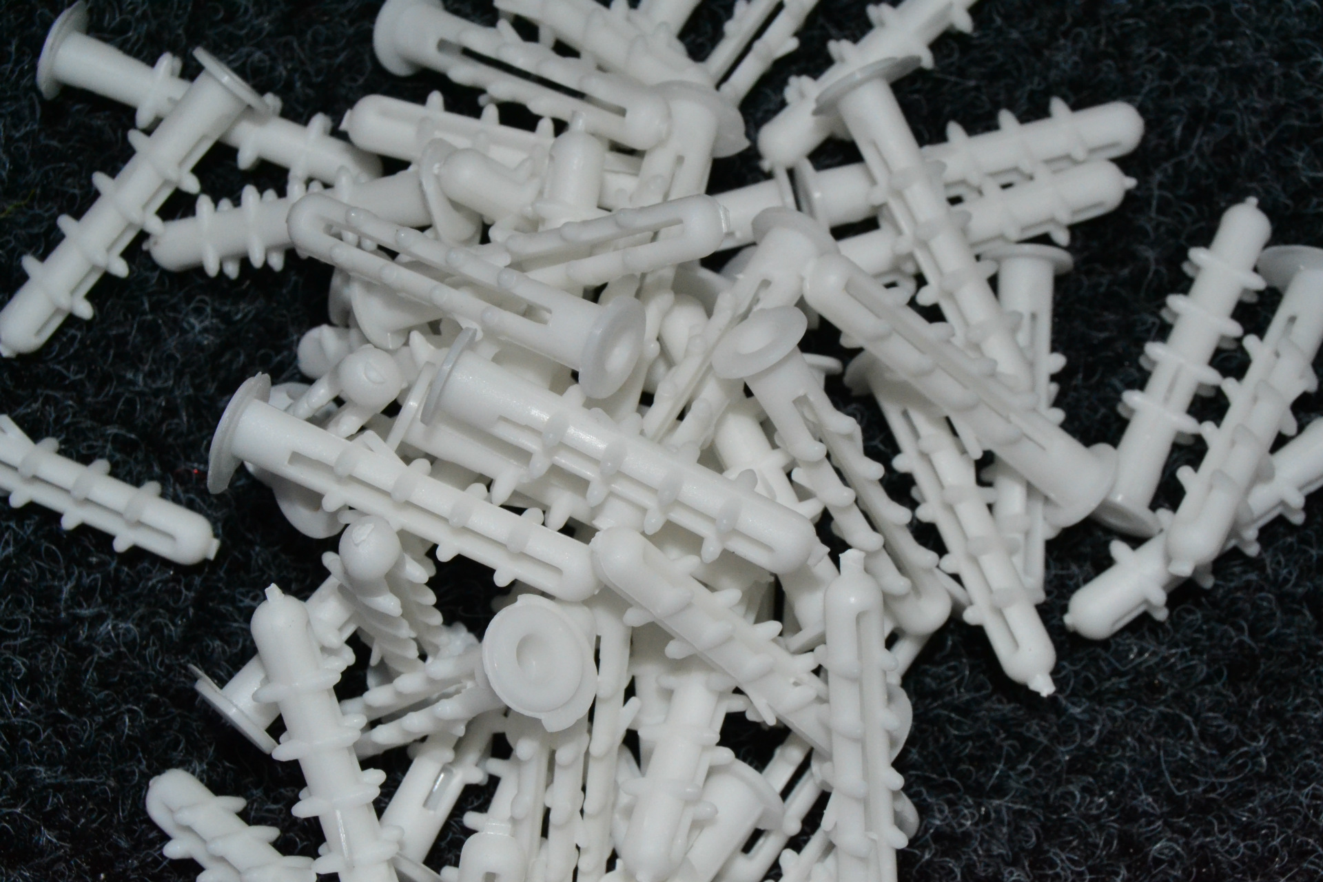 塑料胀塞 涨栓装修必备塑料膨胀,塑料墙钉,涨管,涨塞