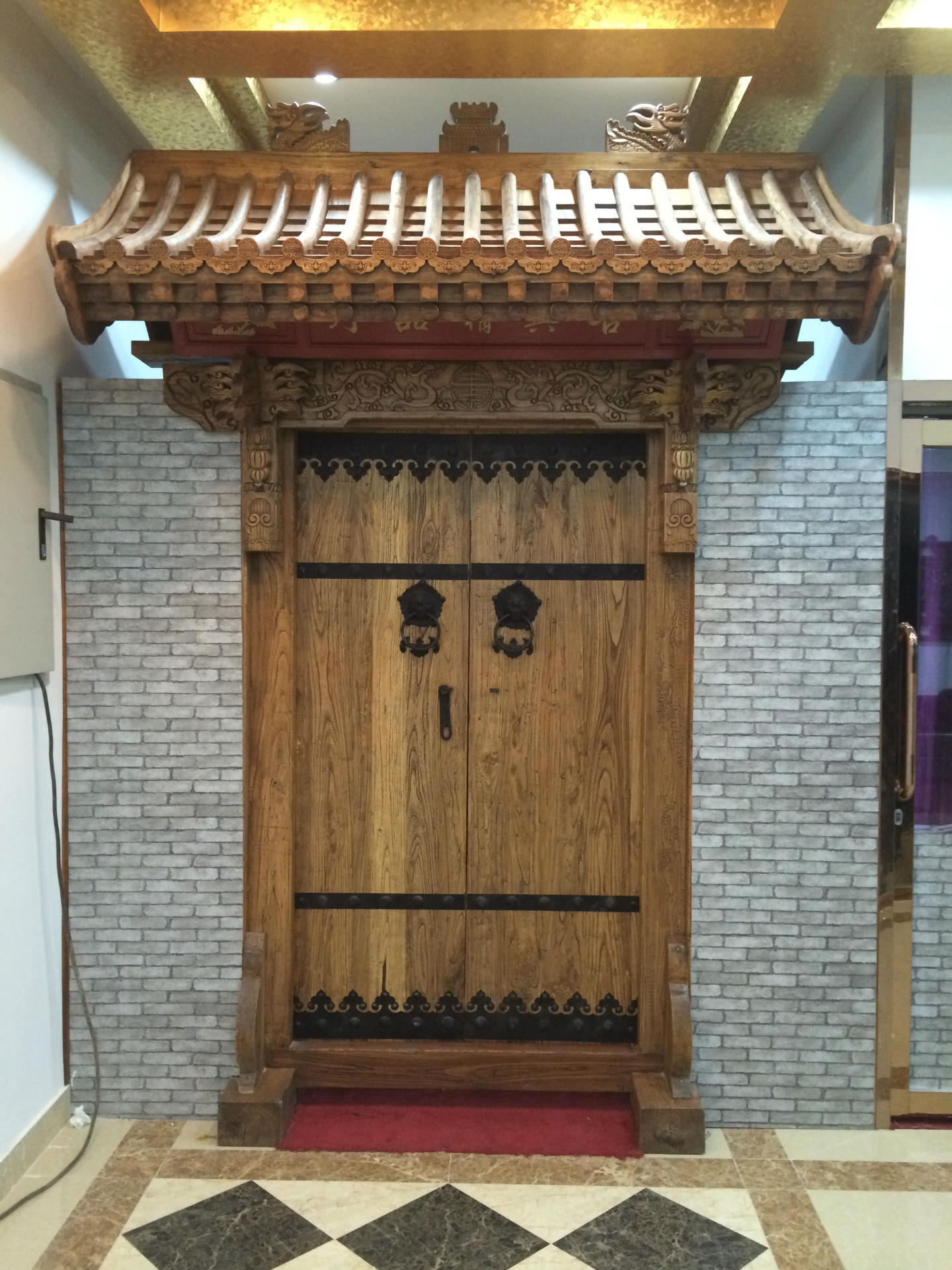 老榆木门楼-别墅会馆四合院中式餐饮门头实木大门定制-厂家直销