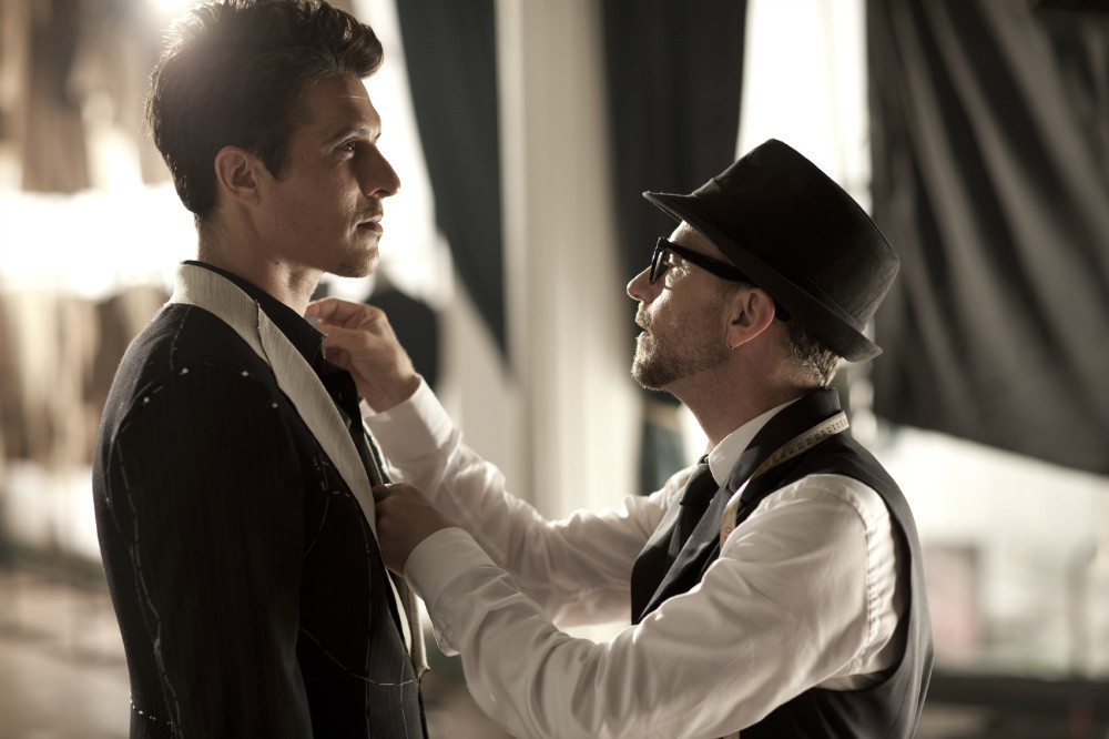 当今中国出现了数以亿计的中产阶层人士,他们开始认真地关注商品的