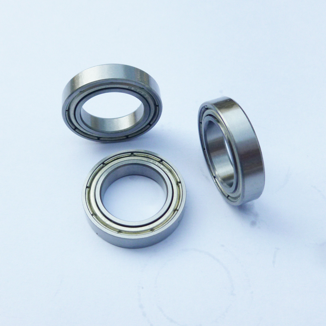 供应深沟球薄壁63800zz轴承,尺寸10*19*7mm轴承