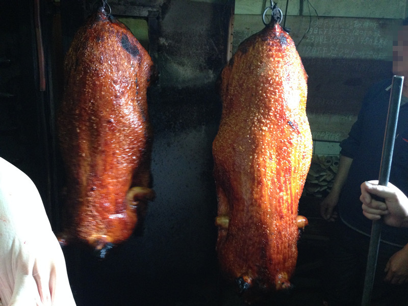 电烤猪炉,定做各种烤炉,烧猪炉,烧香猪炉